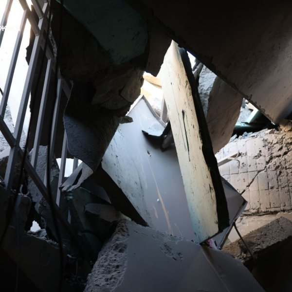 Latest Updates on Zaporizhia Airstrike: Injuries and Impact