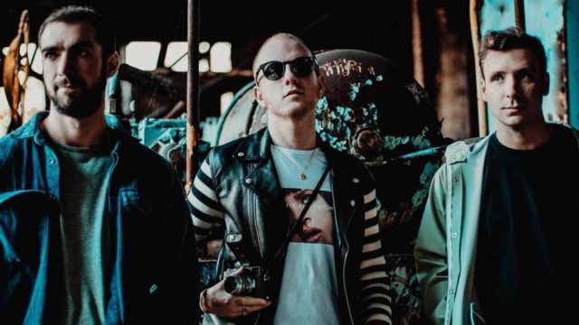 Two Door Cinema Club to Celebrate ‘Tourist History’ Milestone with 2027 UK Tour