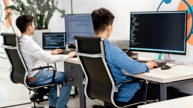 Bridging the Skills Gap: A New Challenge for Job Seekers and Employers