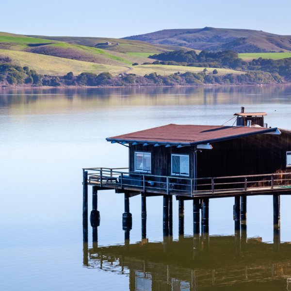 Discover the Perfect Coastal Retreat Jus