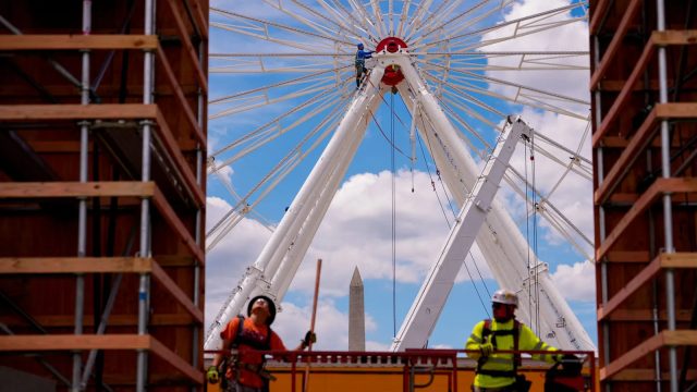 Construction Sector Sees Surge in Job Openings Amidst Labor Market Fluctuations