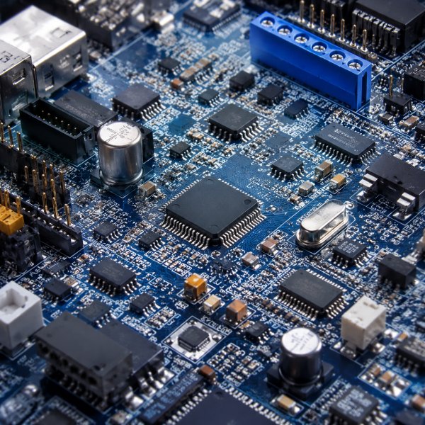 Navigating Today's Electronic Components Market with Sintavo